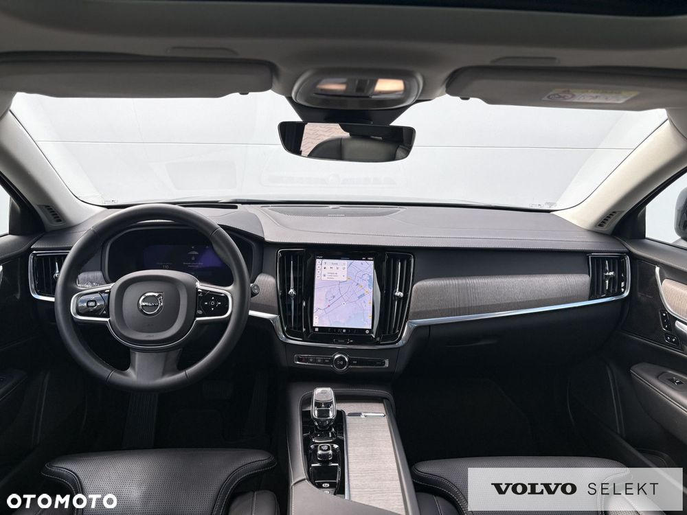 Volvo V90 Cross Country - 23