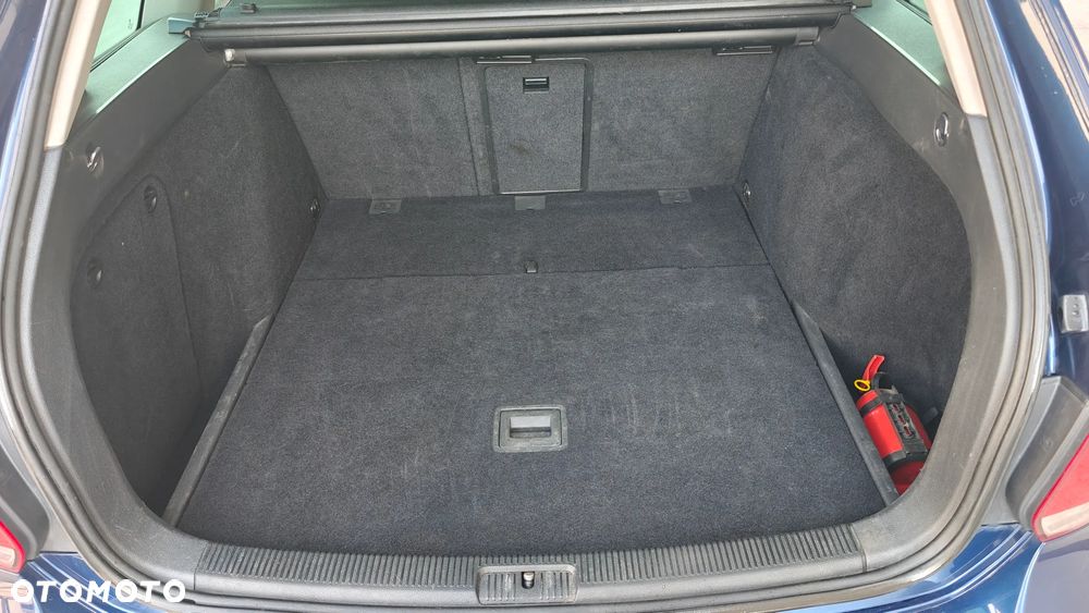 Volkswagen Golf 1.2 TSI DSG MATCH - 25