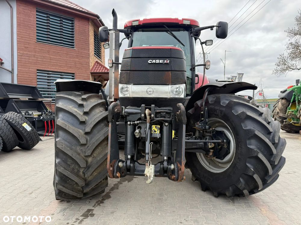 Case IH CVX 225 PUMA    NEW HOLLAND T 7.250   215 - 40
