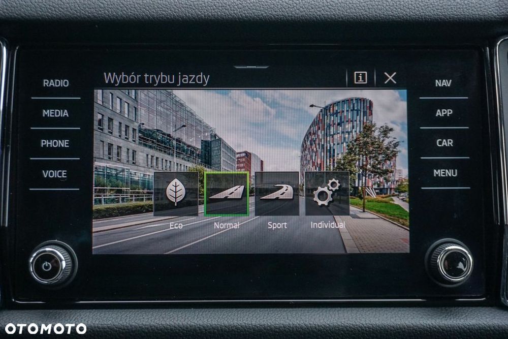 Skoda Kodiaq 1.5 TSI ACT 4x2 Business DSG - 32