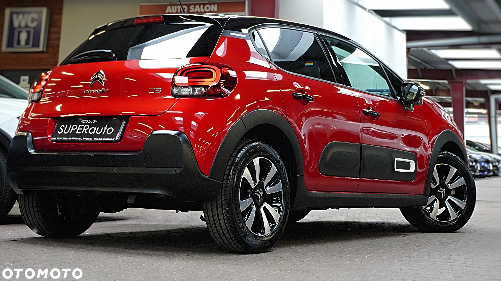 Citroën C3 1.2 PureTech Shine - 13