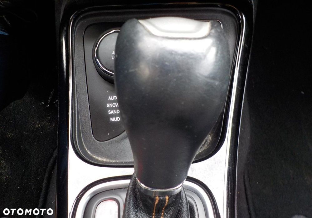 Jeep Compass - 34