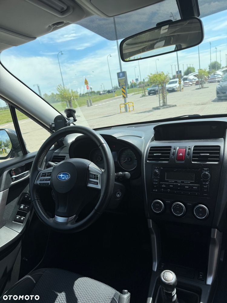 Subaru Forester 2.0D Exclusive - 11