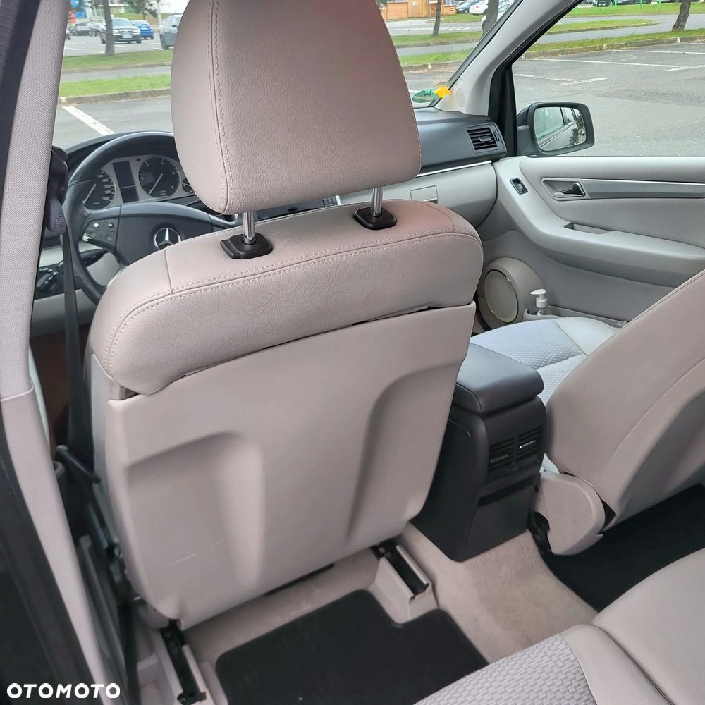 Mercedes-Benz Klasa B 200 CDI Autotronic - 9