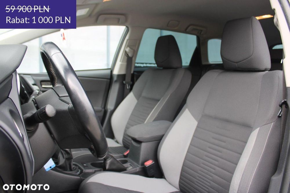 Toyota Auris - 14