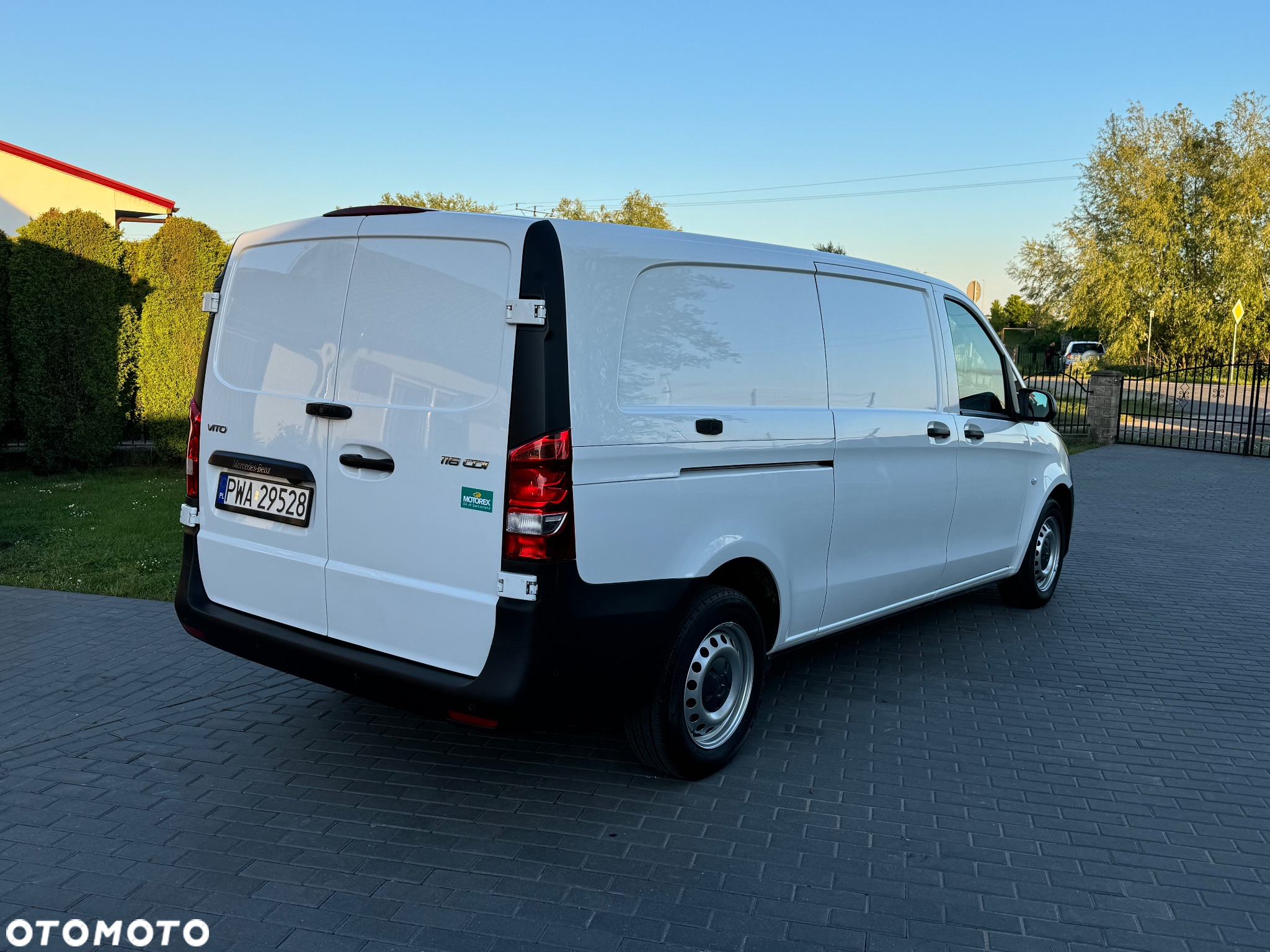 Mercedes-Benz Vito - 38