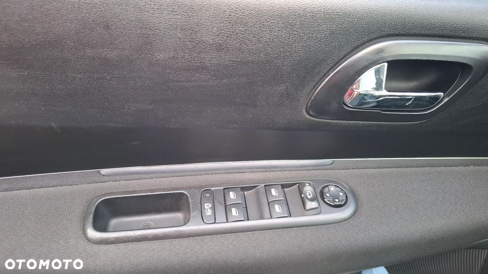 Peugeot 3008 - 16