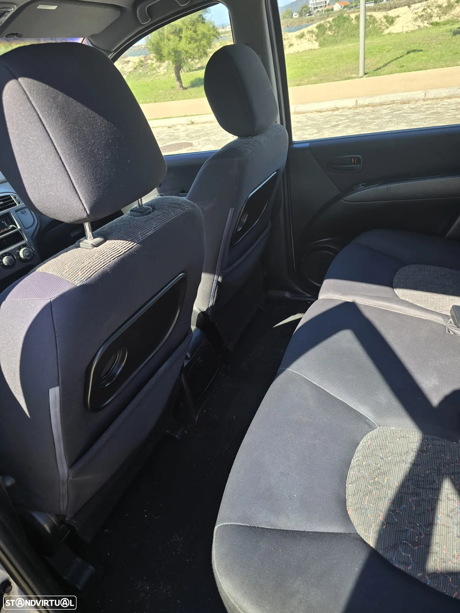 Hyundai Matrix 1.5 CRDi GL - 7