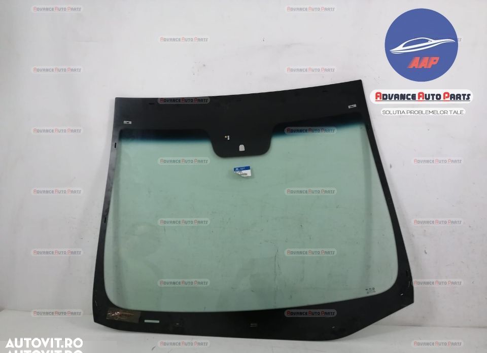 Parbriz original in stare buna COUPE Hyundai i30 GD 2012 2013 2014 201 - 2