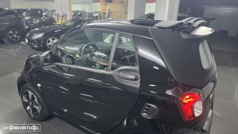 Smart Fortwo Cabrio EQ - 19