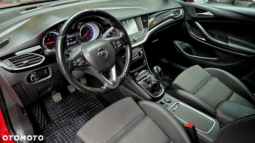 Opel Astra 1.4 Turbo Dynamic - 24