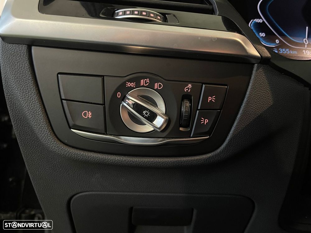 BMW iX3 Inspiring - 38