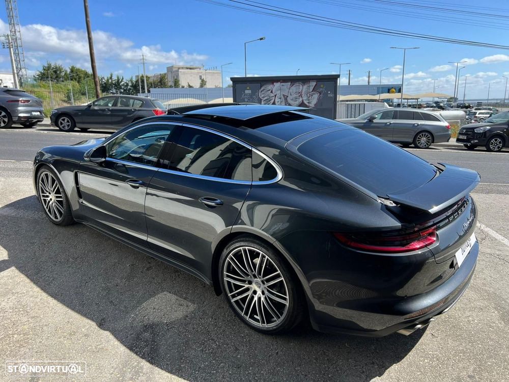 Porsche Panamera 4 S - 2