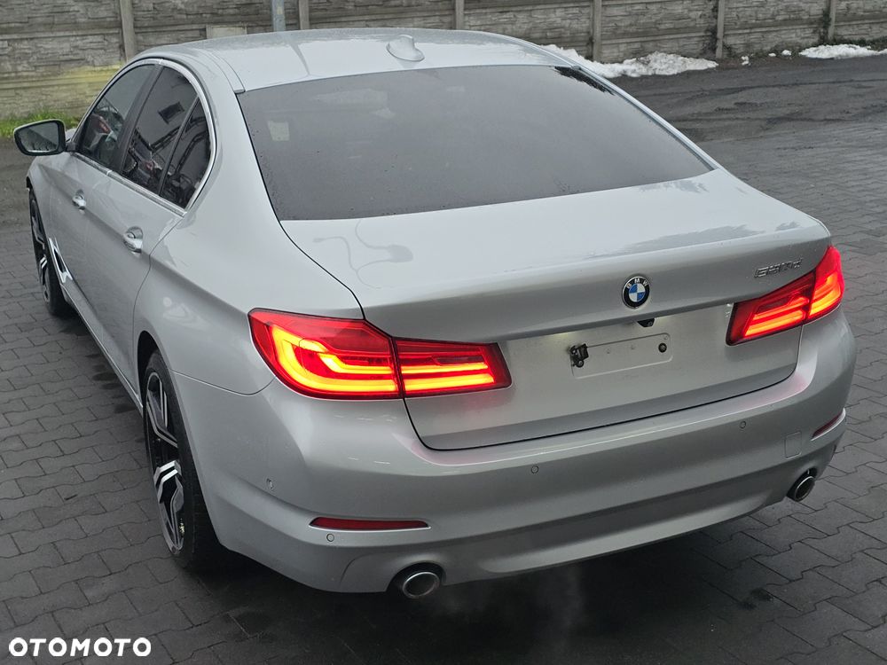 BMW Seria 5 520d - 16