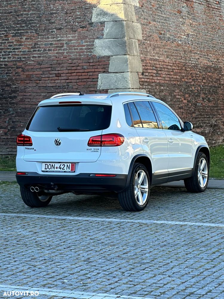 Volkswagen Tiguan 2.0 TDI SCR 4MOTION BlueMotion Technology DSG Lounge Sport & Style - 4