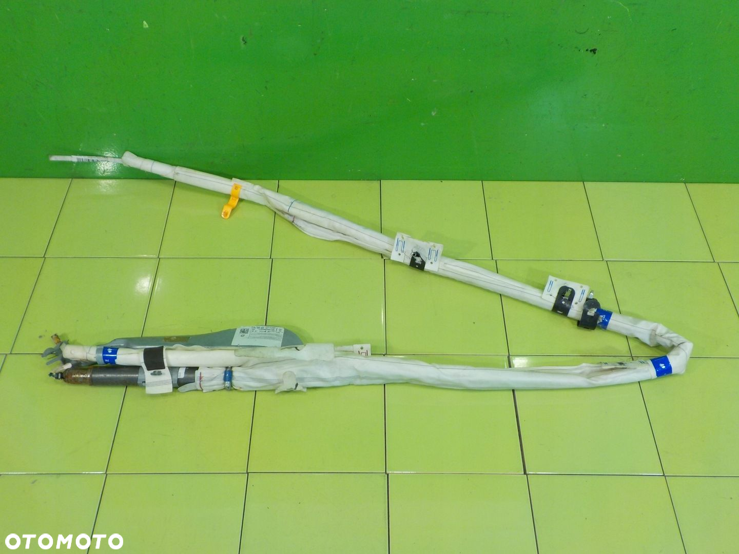 VW TIGUAN I 2.0 TDI AUT 09r 5D kurtyna powietrzna prawa 5N0880742F - 2