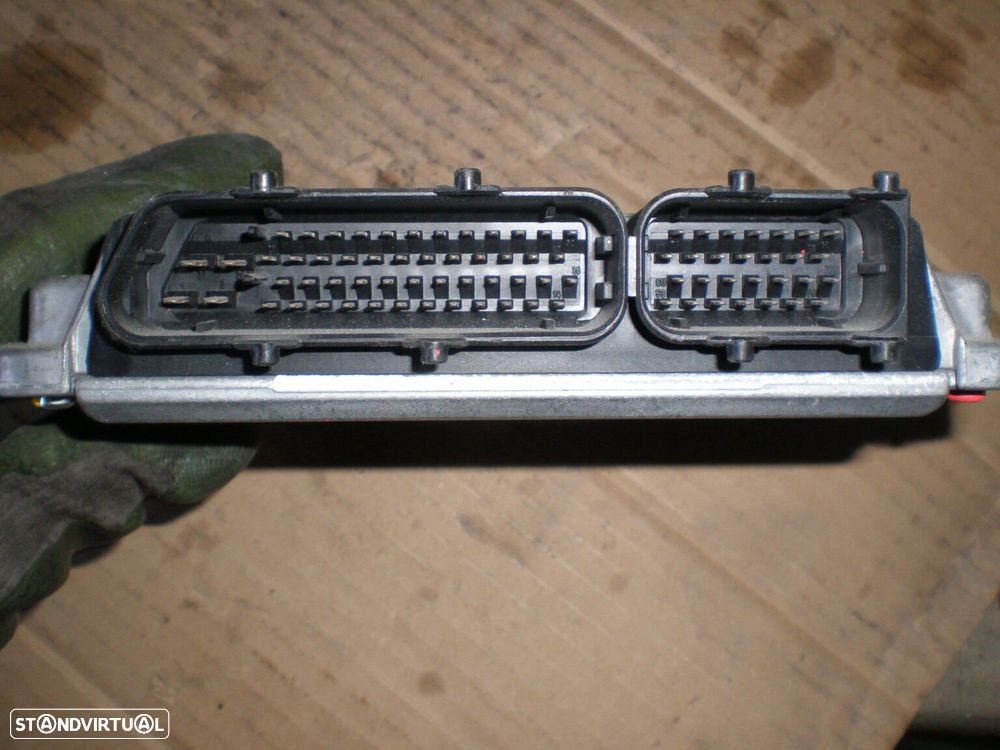 Centralina 038906018S 0281001721 AUDI A4 B5 1998 1.9TDI 110CV 4P AZUL BOSCH AUDI A4 1997 1.9 TDI 0P BOSCH AUDI A4 B5 AVANT 1998 1.9TDI 110Cv 5P CINZA BOSCH - 2