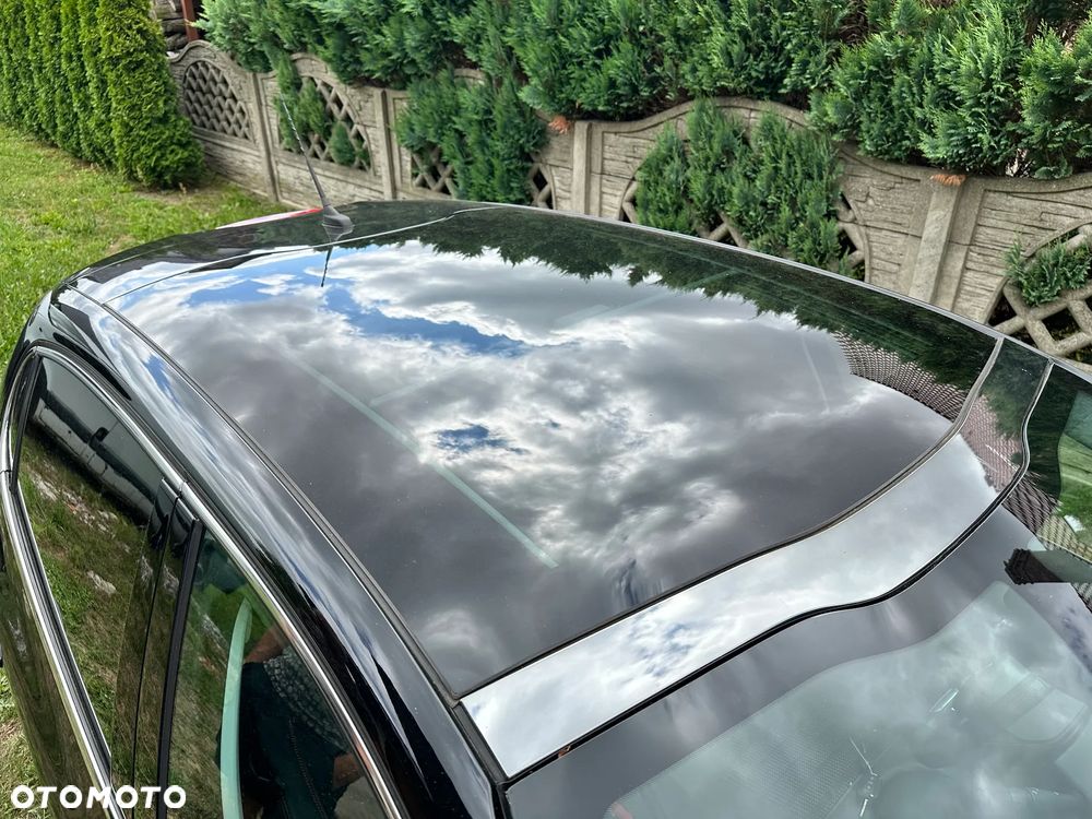 Peugeot 208 - 16