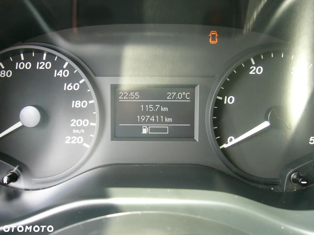 Mercedes-Benz VITO 111 cdi LONG 1,6 cdi 115 Ps Super stan - 16