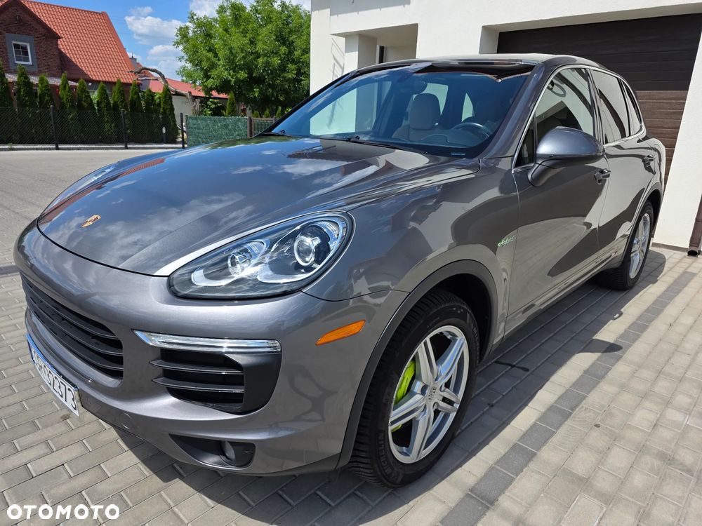Porsche Cayenne S E-Hybrid Platinum Edition - 1