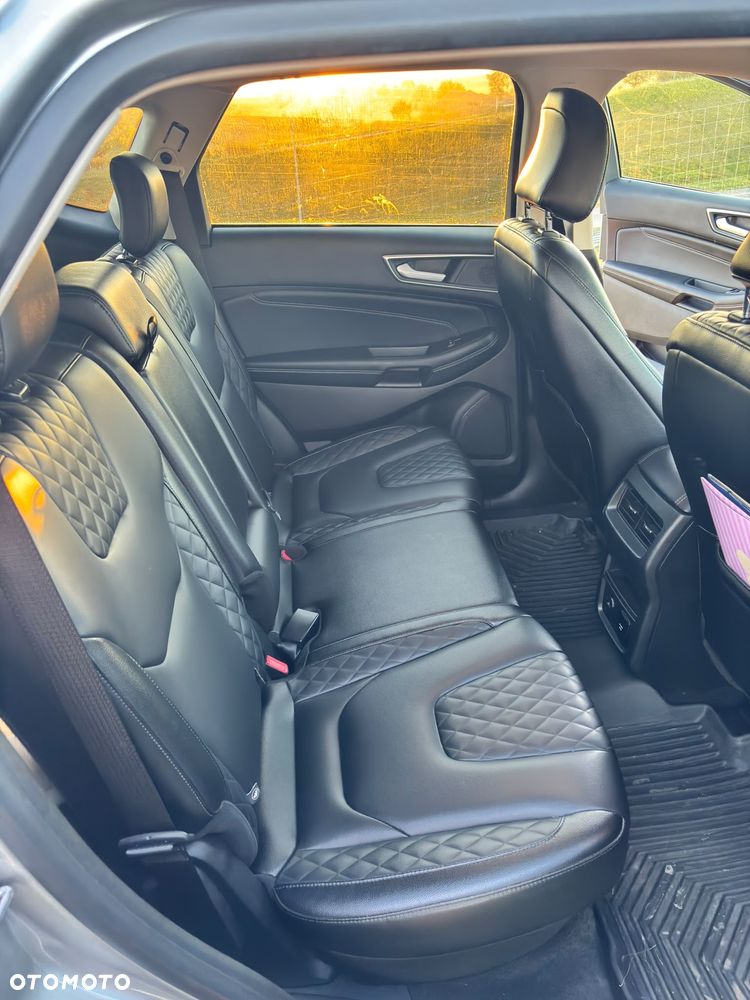 Ford Edge - 11