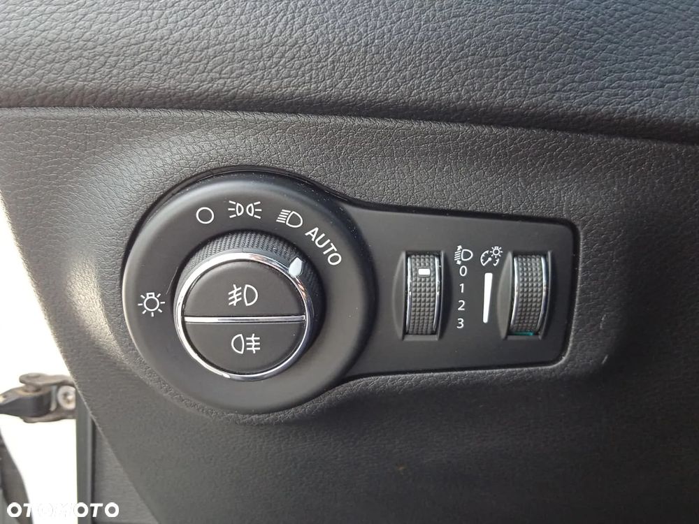 Jeep Compass 1.4 TMair Night Eagle FWD S&S - 30