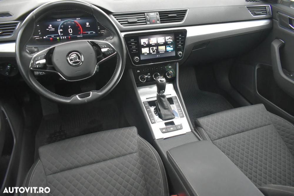 Skoda Superb 2.0 TDI DSG Ambition - 15