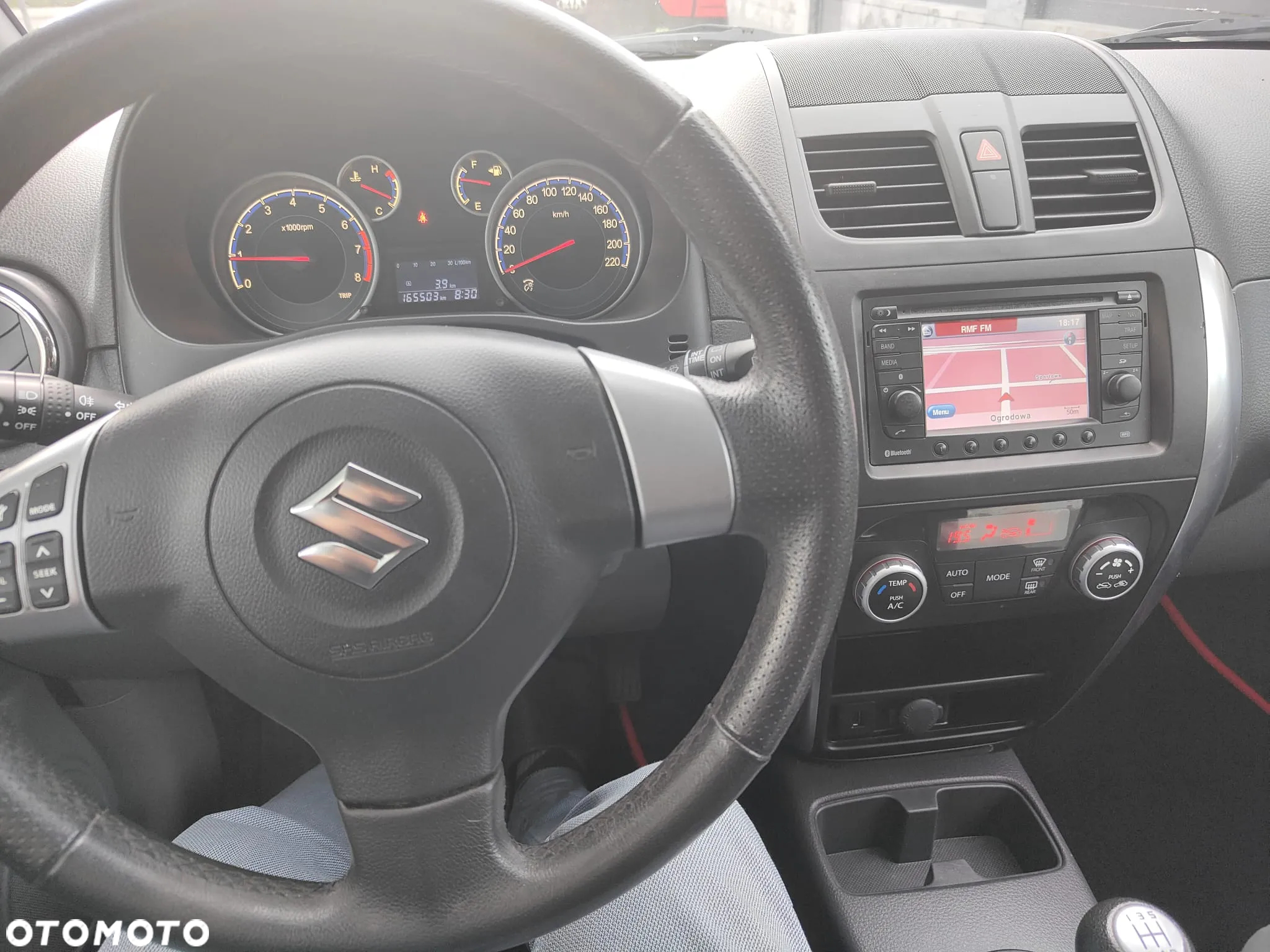Suzuki SX4 1.6 Comfort - 26