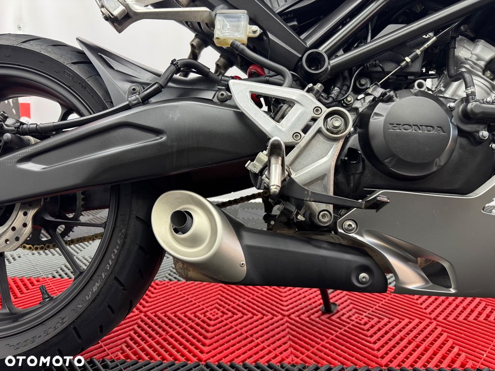 Honda CB - 38