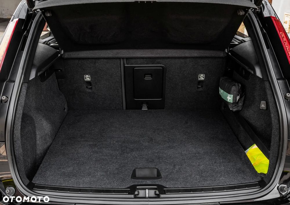 Volvo XC 40 D3 AWD Geartronic - 27