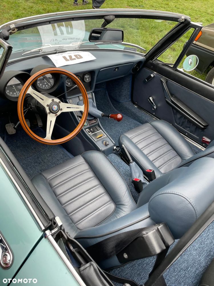 Alfa Romeo Spider - 8