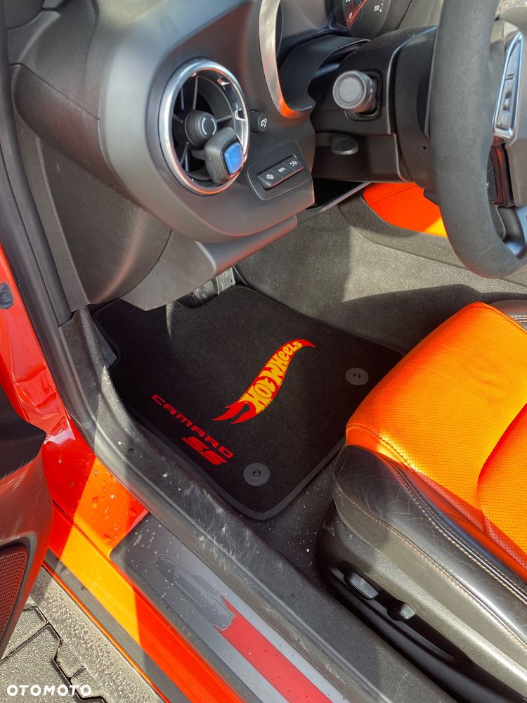 Chevrolet Camaro - 24