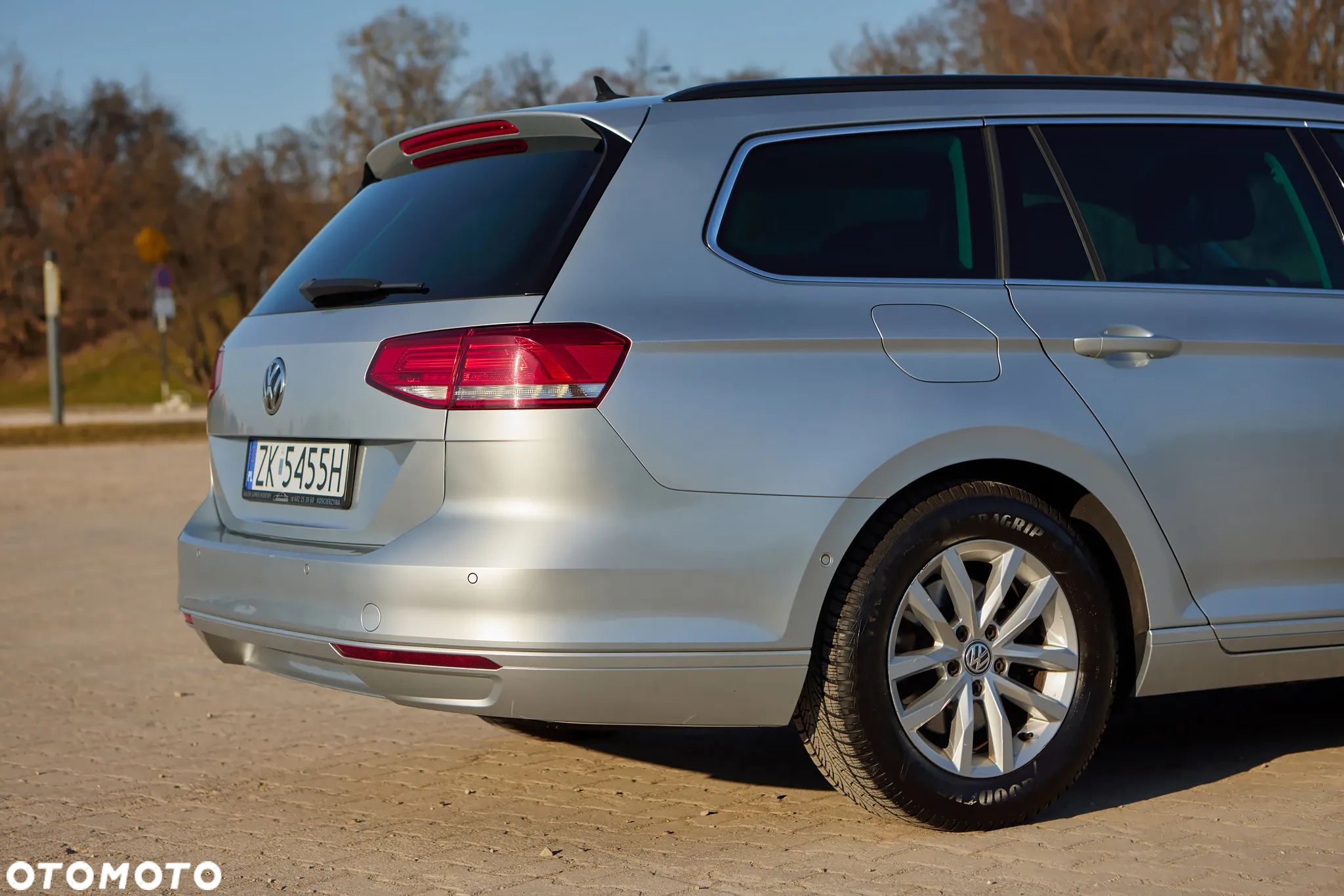 Volkswagen Passat 2.0 TDI BMT Comfortline DSG - 10