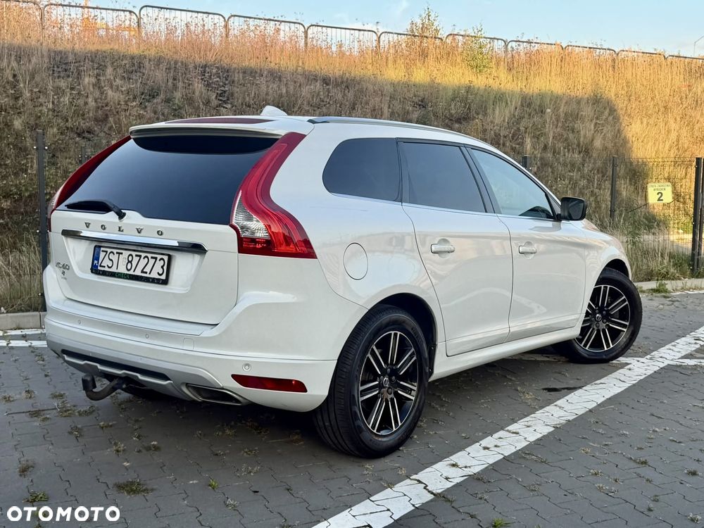 Volvo XC 60 D3 Drive-E Momentum - 6