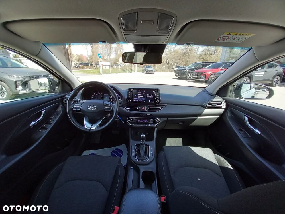 Hyundai i30 1.5 T-GDI 48V Smart DCT - 12