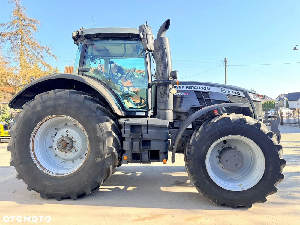 Massey Ferguson 8740 S - 11
