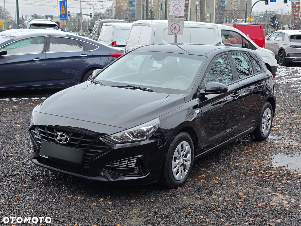 Hyundai i30 1.5 DPI Classic + - 1