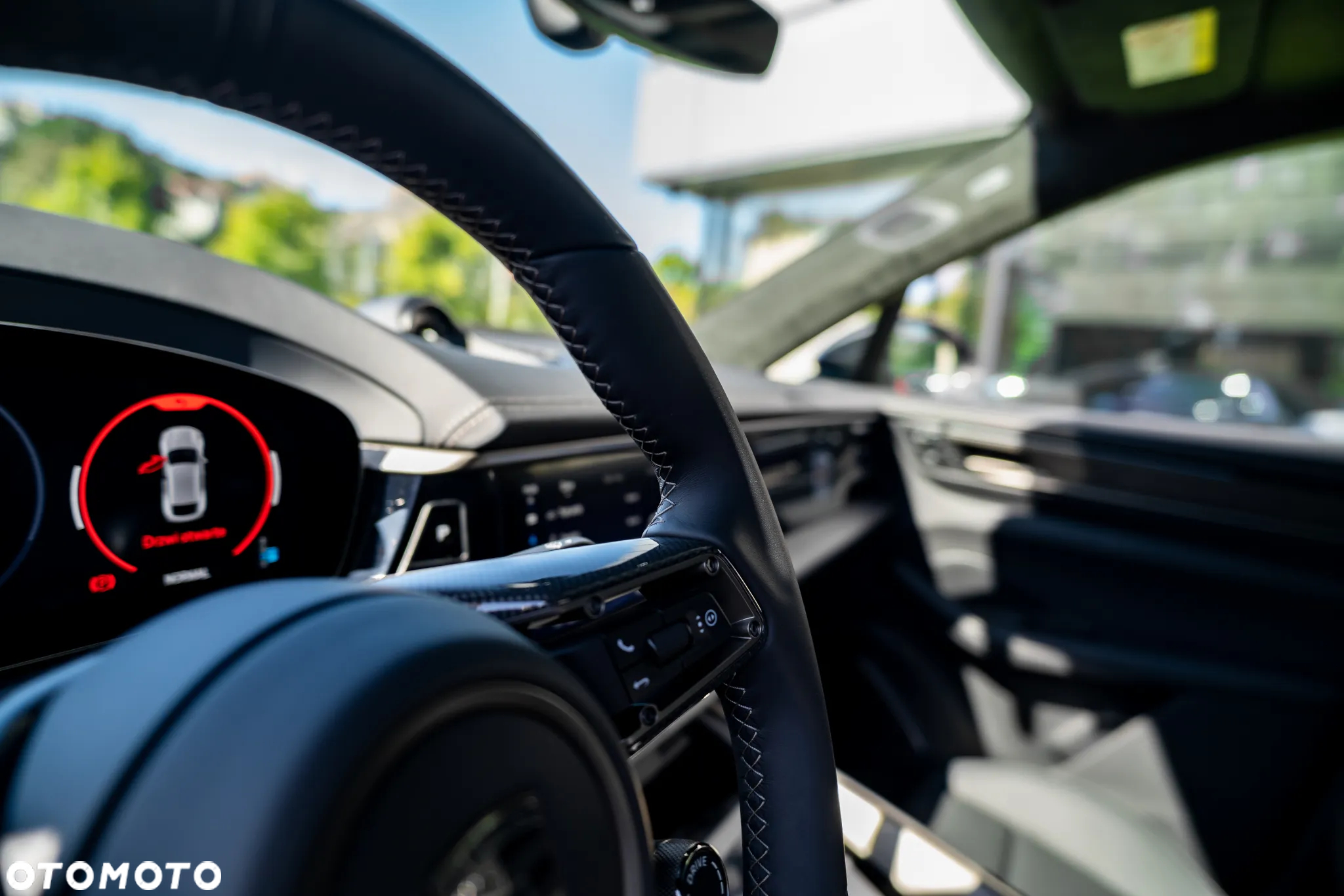 Porsche Macan Turbo 100kWh - 16