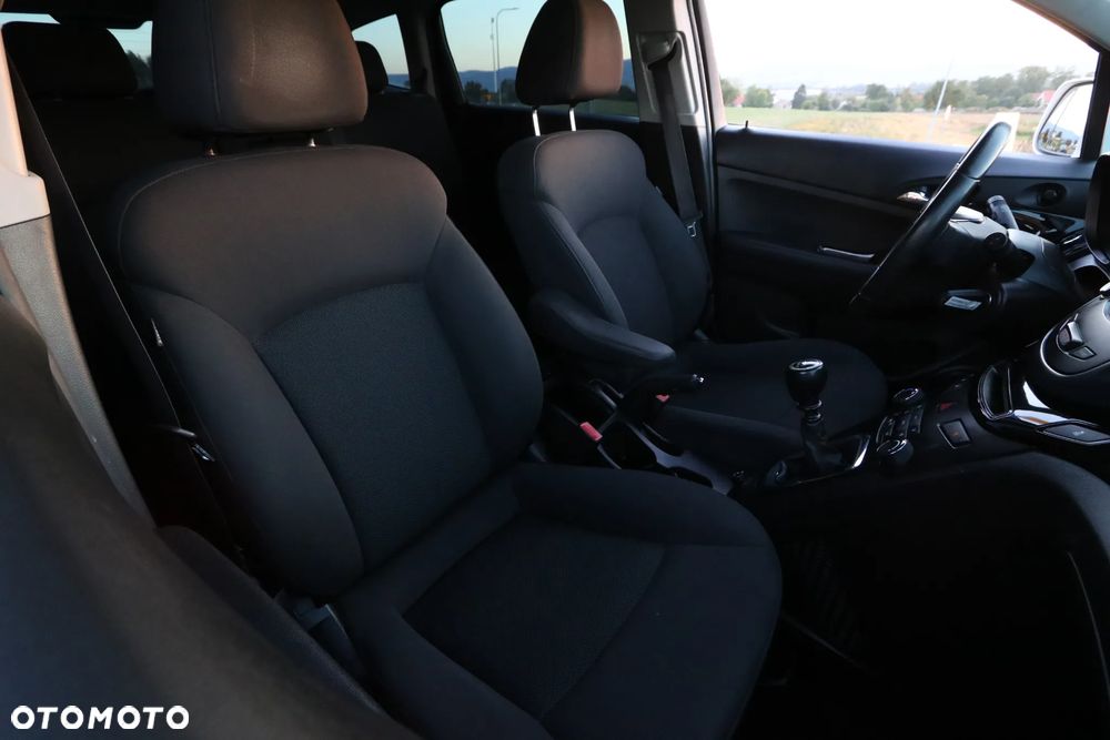 Chevrolet Orlando - 9