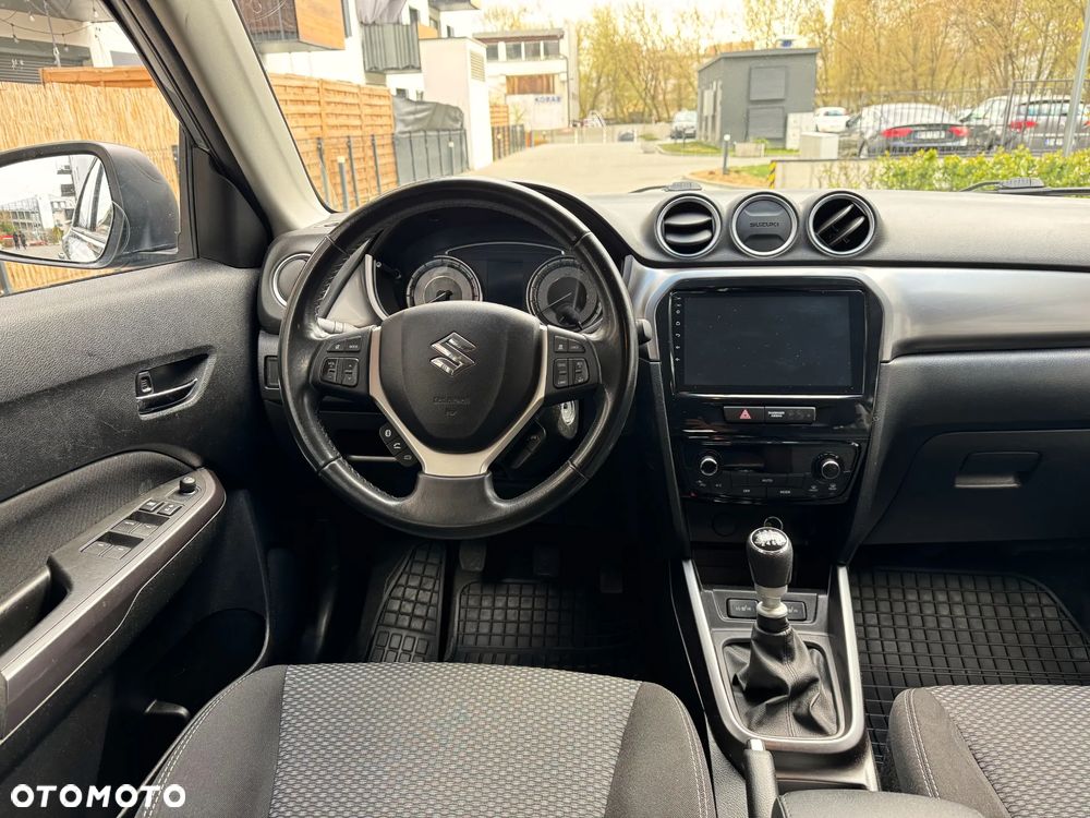 Suzuki Vitara 1.4 Boosterjet SHVS Premium 2WD - 18