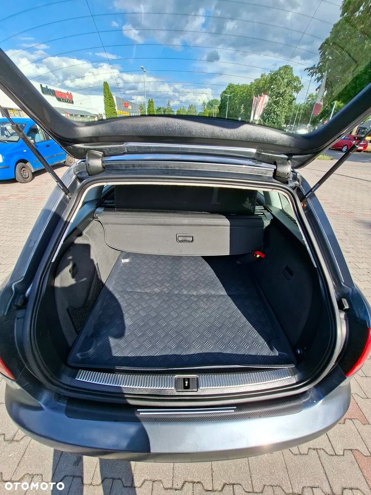 Audi A4 Avant - 6