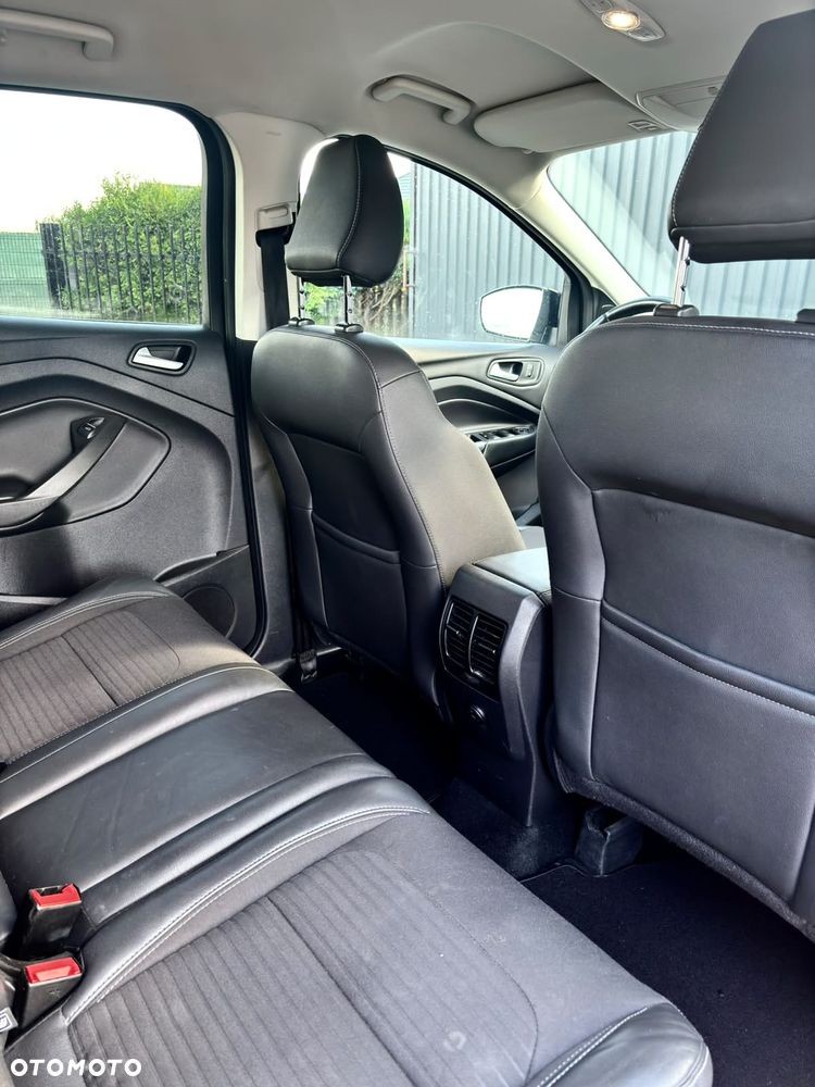 Ford Kuga 2.0 TDCi 4x4 Black & Silver - 23