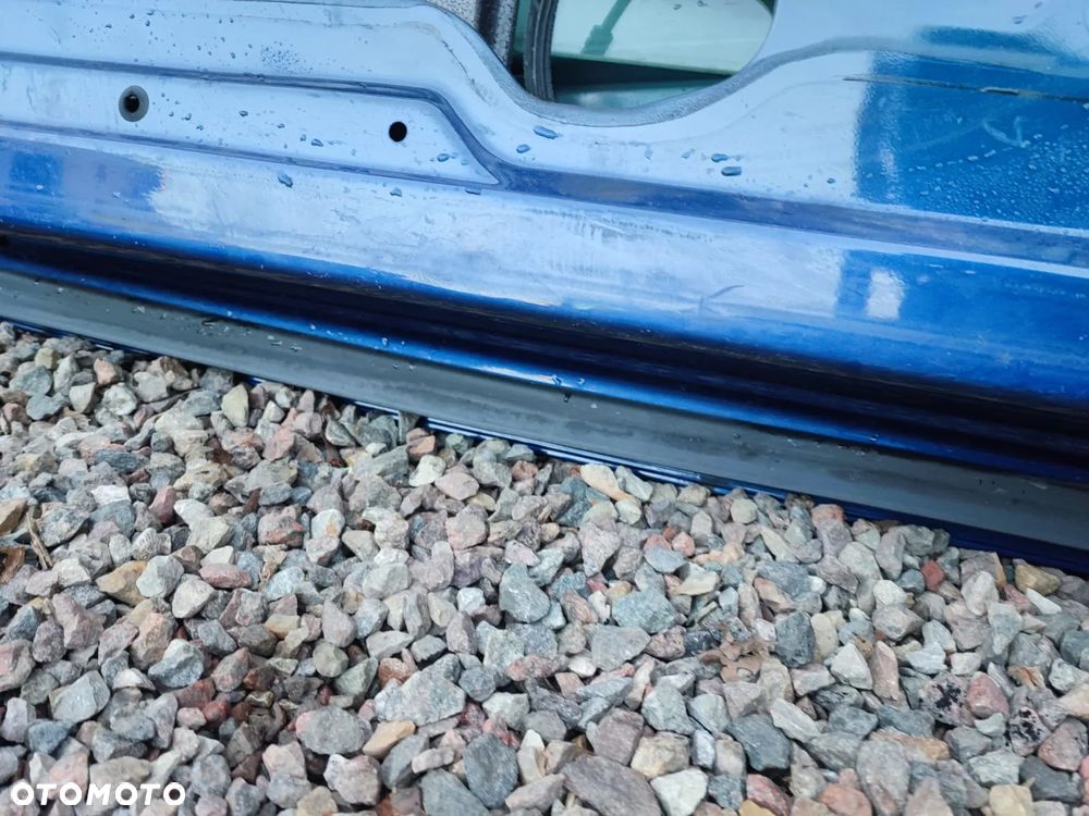 BMW E92 / E92 LCI / E93 / E93 LCI. KOMPLET ORYGINALNYCH DRZWI PRAWE / LEWE +  PODNOŚNIK SZYBY + SZYBA. O NR: 7 200 570 /  7 200 569 OEM, W KOL. LE MANS BLAU METALIC 381. BEZ RDZY - 37