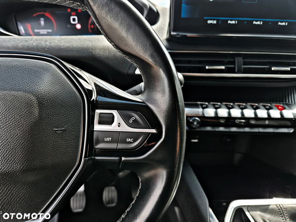 Peugeot 5008 1.5 BlueHDi Allure S&S - 29