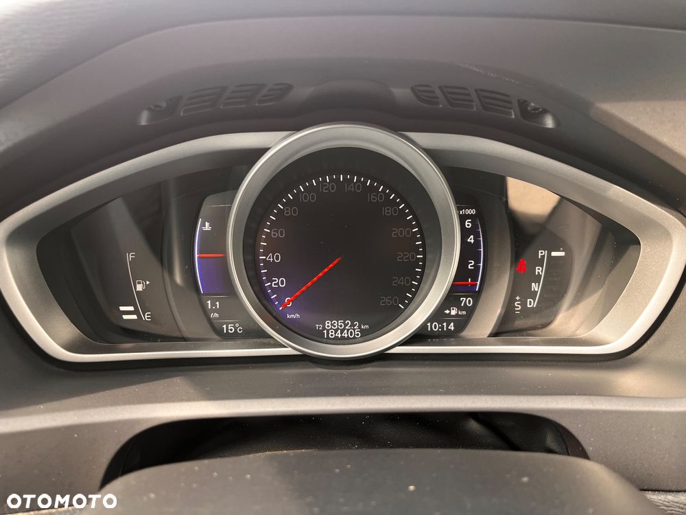 Volvo V40 T3 Geartronic RDesign - 31