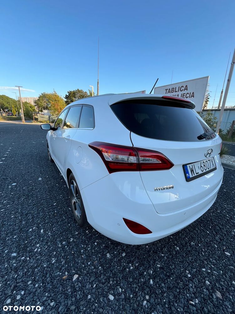 Hyundai i30 1.6 GDI BlueDrive Premium DCT - 20