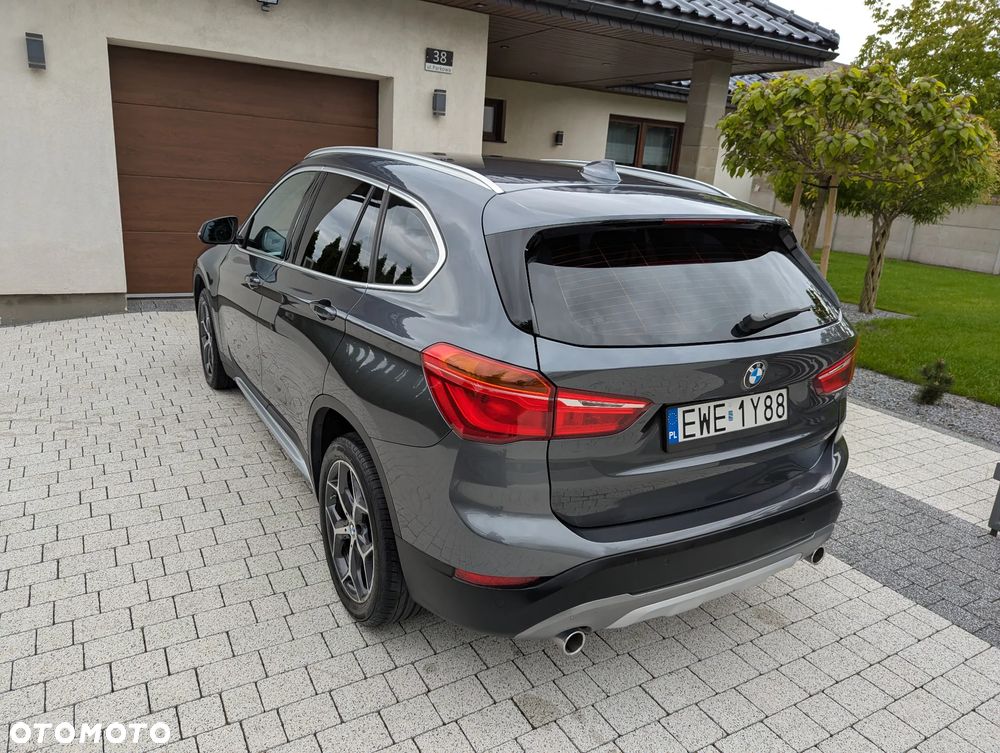 BMW X1 sDrive20d - 23