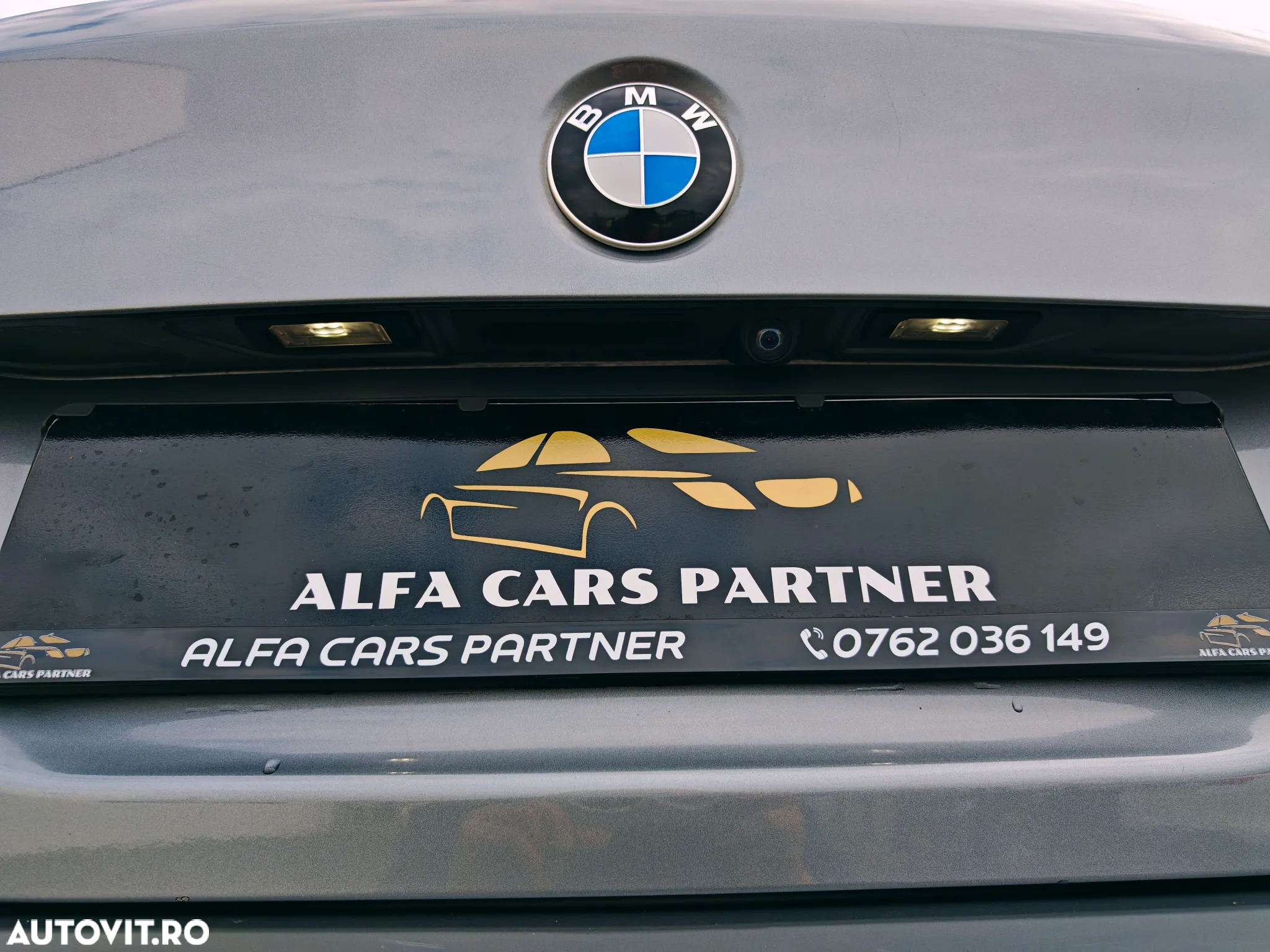 BMW Seria 5 520d - 27