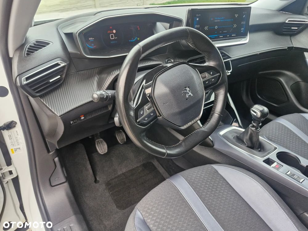 Peugeot 2008 BlueHDi 110 Allure Pack - 25