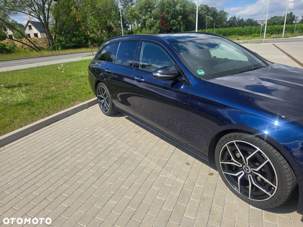Mercedes-Benz Klasa E 220 d 4-Matic AMG - 5